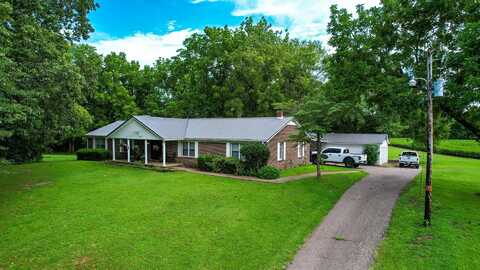 320 Rabbit Ranch Road, Henderson, TN 38340