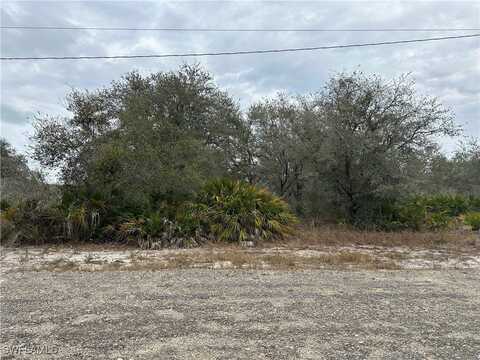 2526 72nd Street W, Lehigh Acres, FL 33971