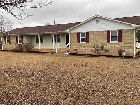 8 Ashley Drive, Williamston, SC 29697