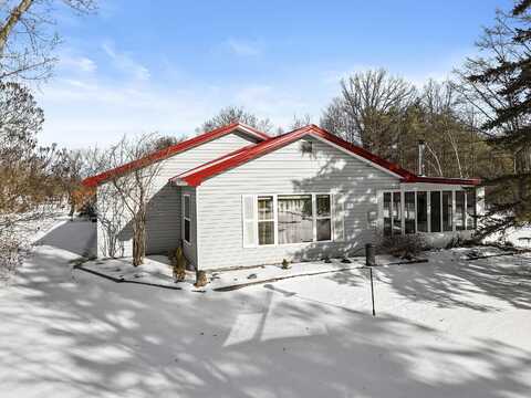 8481 E Houghton Lake Road, Merritt, MI 49667