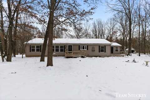 5711 Miranda Drive, Greenville, MI 48838