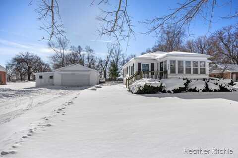 762 116th Avenue, Martin, MI 49070