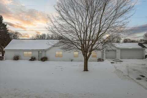 16159 Apple Avenue, Casnovia, MI 49318