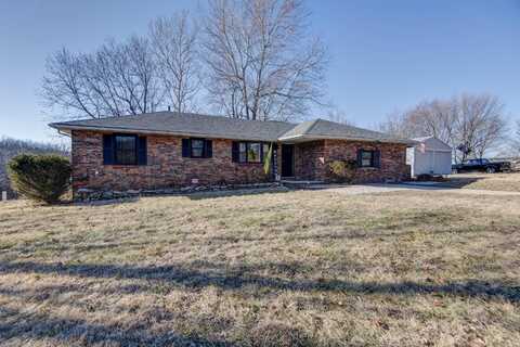 8323 N Farm Rd 105, Willard, MO 65781