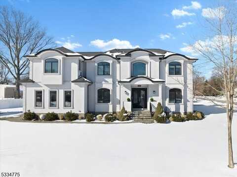 755 Hollybrook Rd, Paramus, NJ 07652