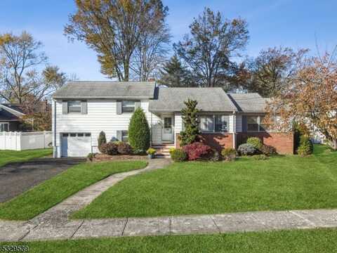 47 Garden Oval, Springfield, NJ 07081