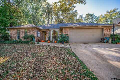 1104 Forest Hills St., Gladewater, TX 75647