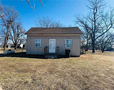 1383 Railroad Avenue, Chetopa, KS 67336