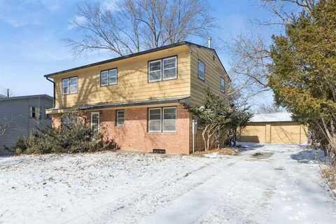 2014 Rochester Ave, IowaCity, IA 52245