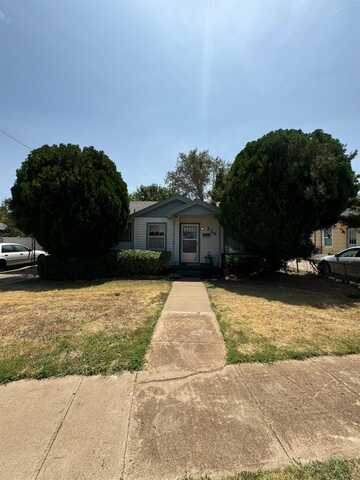 224 SE Alpine, Plainview, TX 79072