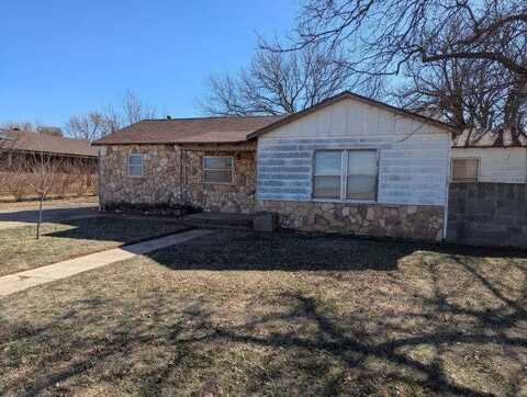 2219 N 5th Street, Tahoka, TX 79373