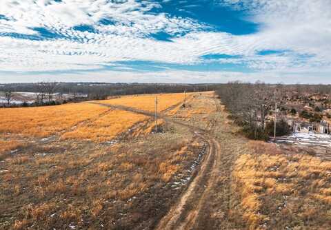 Camping Paradise Road, Macks Creek, MO 65786