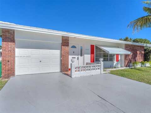 6707 NW 70th St, Tamarac, FL 33321
