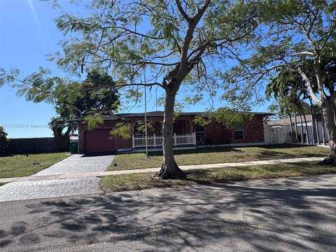 6802 NW 78th St, Tamarac, FL 33321