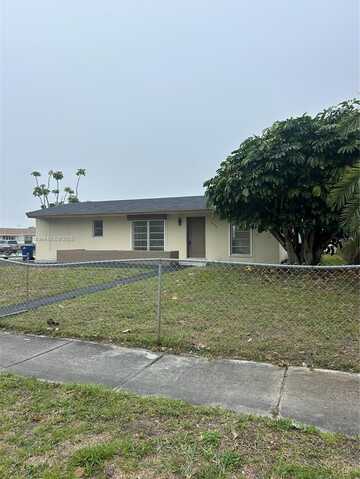 3270 NW 196th Ln, Miami Gardens, FL 33056