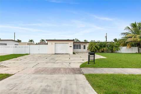 9485 Thanksgiving Dr, Cutler Bay, FL 33157