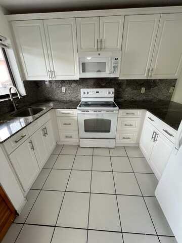 6011 W 24th Ave, Hialeah, FL 33016