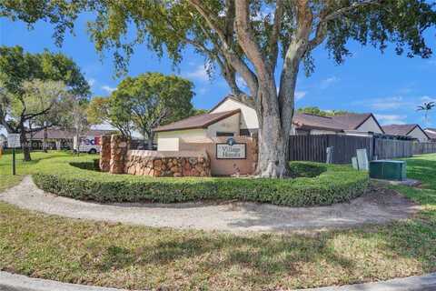14945 SW 49th Ln, Miami, FL 33185