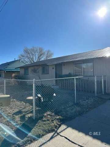 305 5th St, Alturas, CA 96101