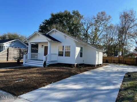 3024 Frederic Street, Pascagoula, MS 39567