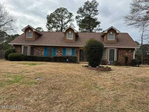 864 Woodlake Drive, Jackson, MS 39206