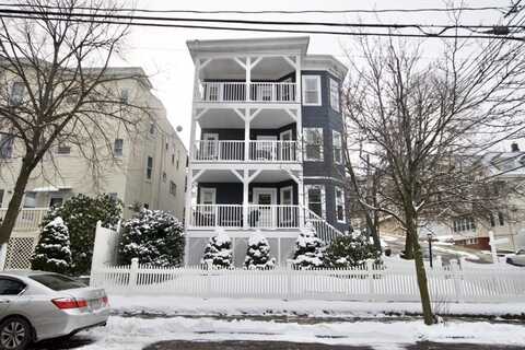 108 Heath St, Somerville, MA 02145