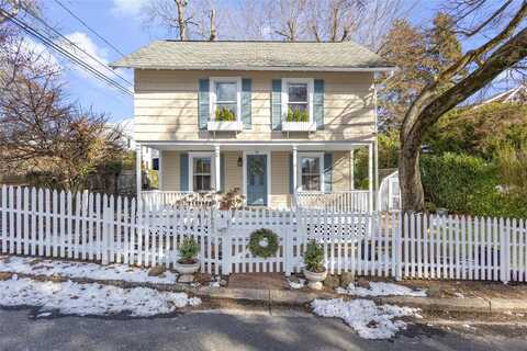 37 Elm Place, Sea Cliff, NY 11579