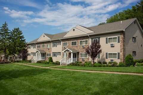 550 New Highway, Hauppauge, NY 11788