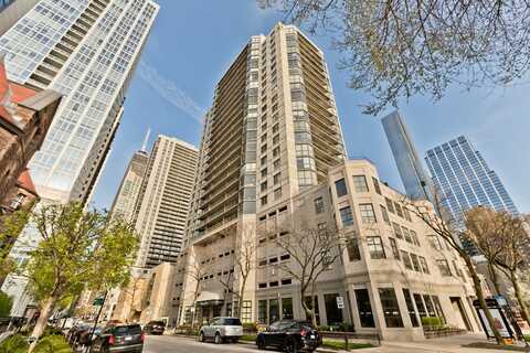 33 W Delaware Place, Chicago, IL 60610