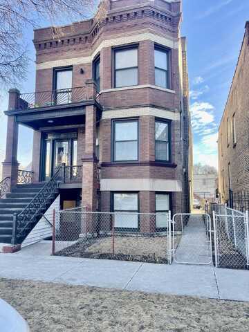 951 N Lawndale Avenue, Chicago, IL 60651