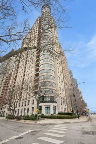 840 N LAKE SHORE Drive, Chicago, IL 60611