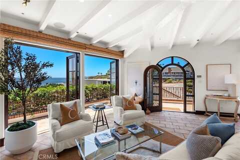 1292 Cliff Drive, Laguna Beach, CA 92651