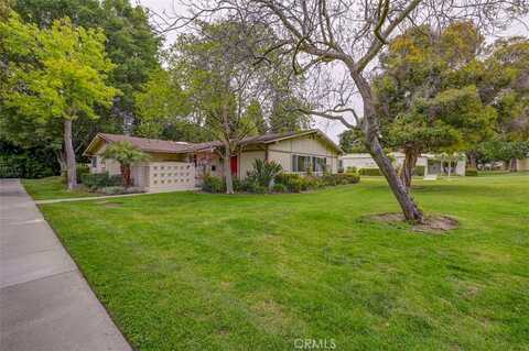 241 Calle Aragon, Laguna Woods, CA 92637