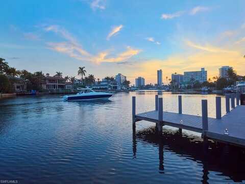 340 Pirates Bight, NAPLES, FL 34103