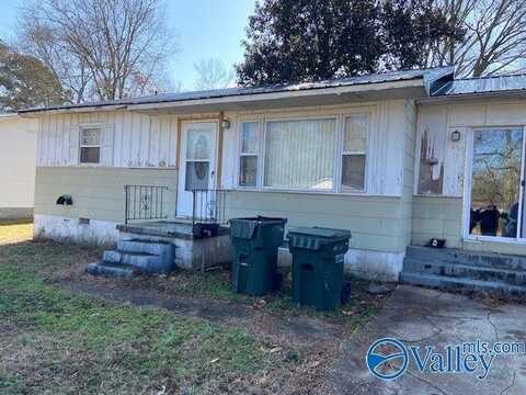 520 Quincy Street, Scottsboro, AL 35768