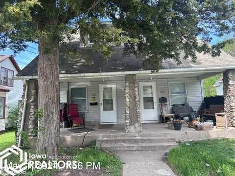 703 - 705 W Briggs Avenue, Fairfield, IA 52556