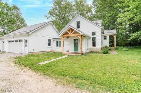 8318 Music Street, Chagrin Falls, OH 44022