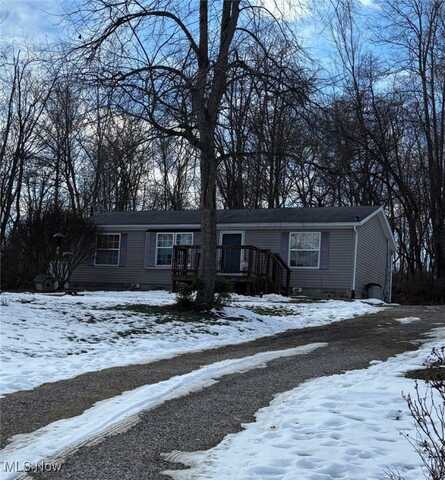 9600 Dove Road, Frazeysburg, OH 43822