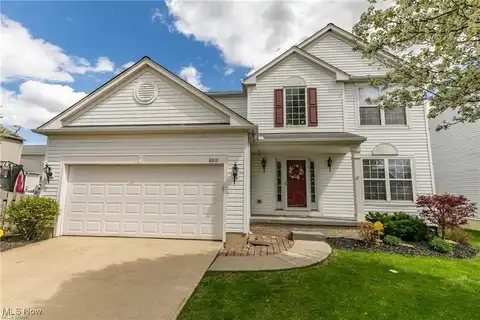 8819 Belton Drive, North Ridgeville, OH 44039