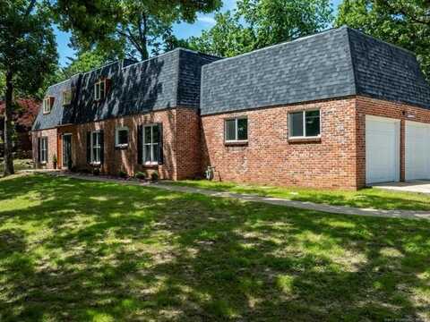 2936 Ridge Road, Bartlesville, OK 74006
