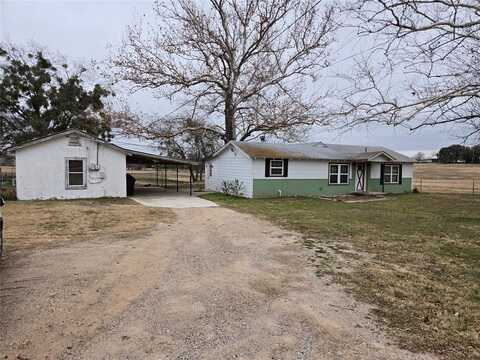 305 S Leon Street, Gustine, TX 76455