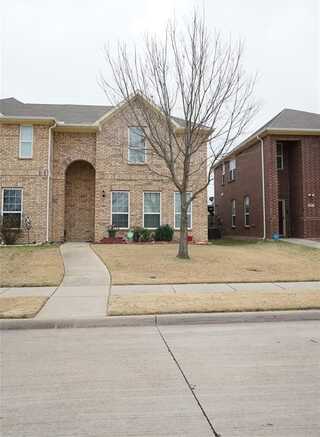 813 Jamie Drive, Grand Prairie, TX 75052