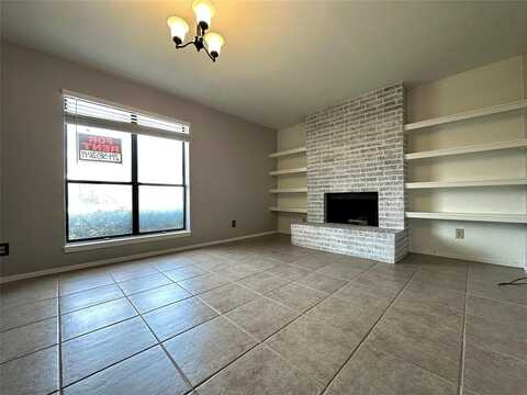 1805 Spring Creek Parkway W, Plano, TX 75023