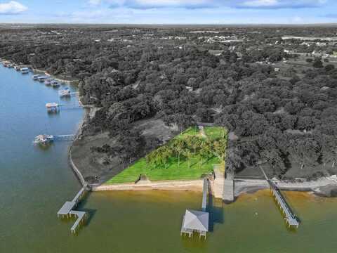 12424 Lake Forest Drive, Azle, TX 76020