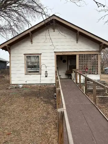 407 W Logan St., Logan, KS 67646