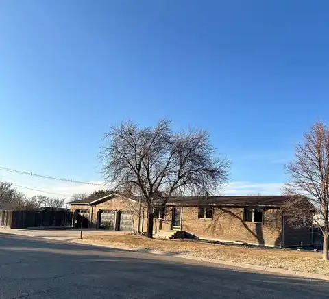 724 East 2nd Street, Goodland, KS 67735