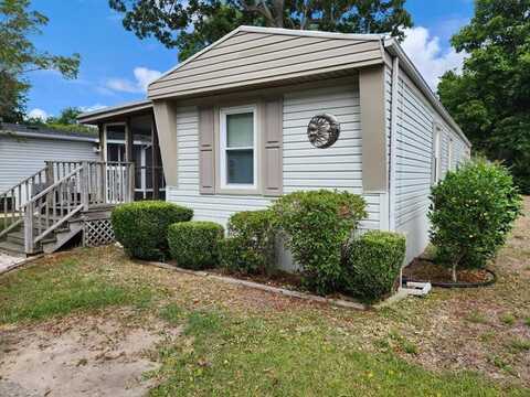 11 Dover Street, Murrells Inlet, SC 29576