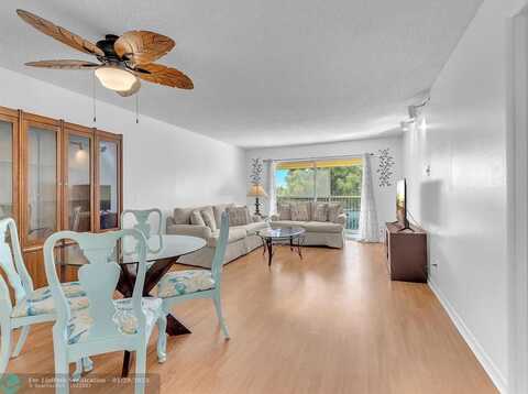 6870 Royal Palm Blvd, Margate, FL 33063