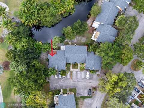 225 Wimbledon Lake Dr, Plantation, FL 33324