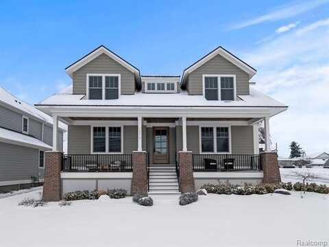 1214 N PINE Street, Rochester Hills, MI 48307